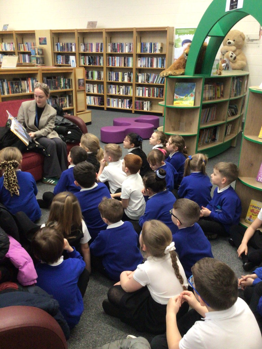 AiredaleInfant's tweet photo. Year 2 Graylings had a lovely time at the library yesterday on their visit, they did lots of activates and got to read some amazing books.
#Year2 #Libraryvisit https://t.co/yvBGvpVrpF