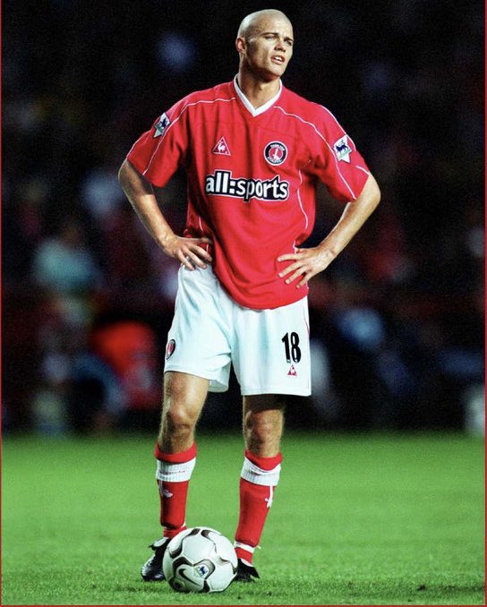 CafcFacts's tweet photo. 12/2/2003 Paul Konchesky makes his full England debut as a Charlton Athletic player v Australia at Upton Park as a second half substitute #cafc https://t.co/h3RCKfsBpg