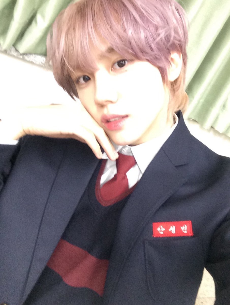 1lovzx's tweet photo. 트붐이라 찐따인 저두 슬쩍 올려봅니다…

우빈성민 좋아하는 중딩 러비티랑 친구해여

RT+H=DM
H=F

#러비티트친소 #트친소 https://t.co/XuUf9Nu4Bc