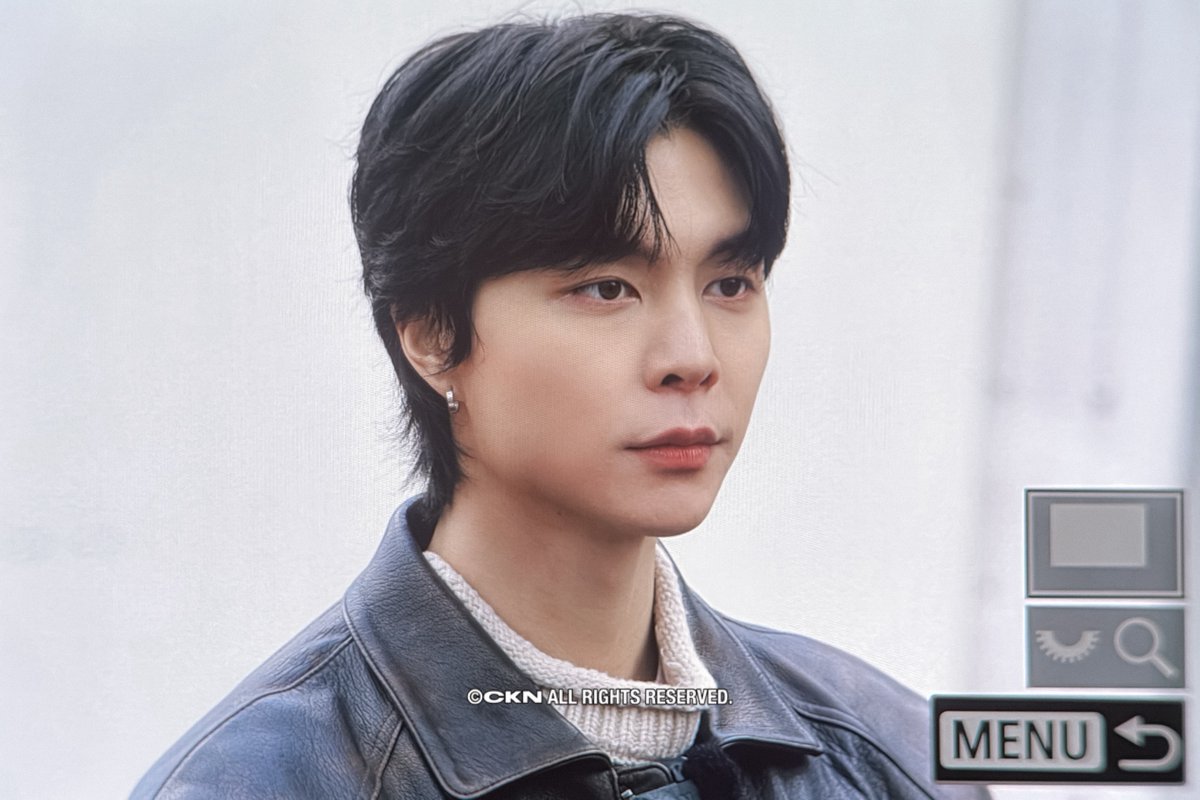 260212 홍대 가면 모든 사람이 얘만 봐요 #NCT #쟈니 #JOHNNY