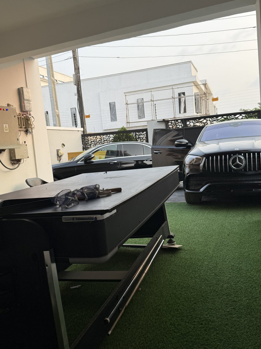 Kelvintalent_'s tweet image. I want to believe that those who call trading "sc@m" are those who have tried trading without a proper trading education or structure and they got burnt trying to get rich quick.

I don't know who lied to you but you can't buy that dream house or Car in your first 6 months of…