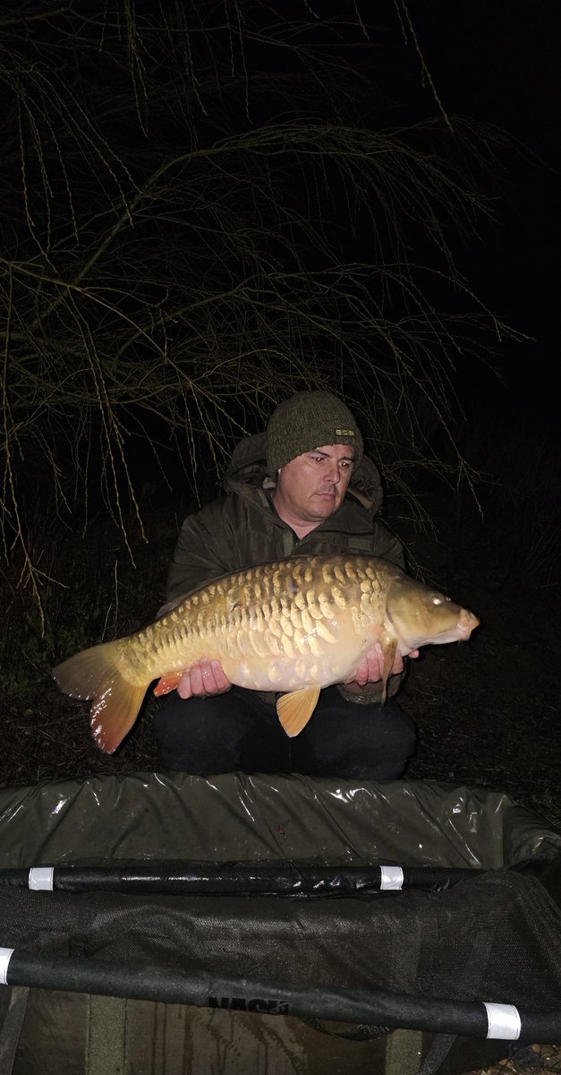 hardcorecarp's tweet photo. A wet and windy night bought me this lovely little fully 
16lb 14oz 
#winterfishing #carpfishing #fishinglife #fishing #fishinguk #Carp https://t.co/am15C59MhH