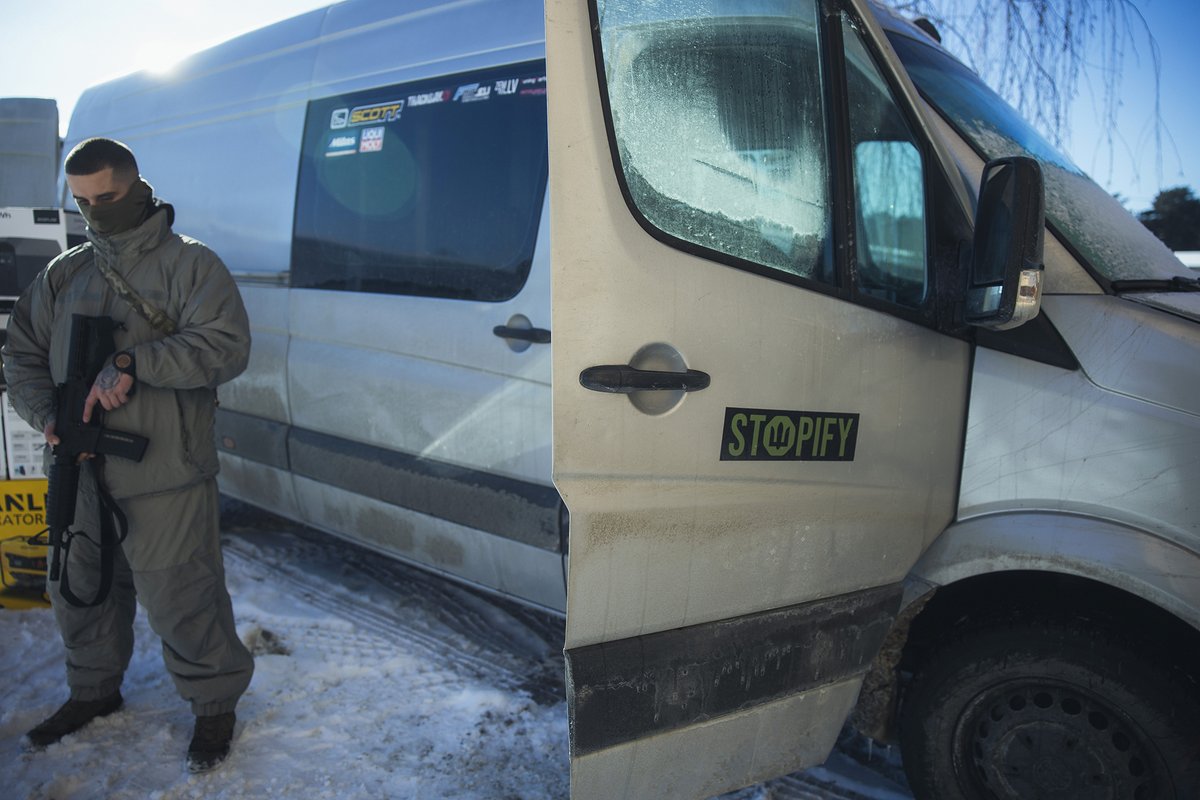 stopify_org_ua's tweet image. Good news! The Special Operations Forces have just taken delivery of a VW Crafter minibus, five EcoFlow Delta 3 charging stations, and a power generator from our latest shipment – and they’re ready to put them to work.