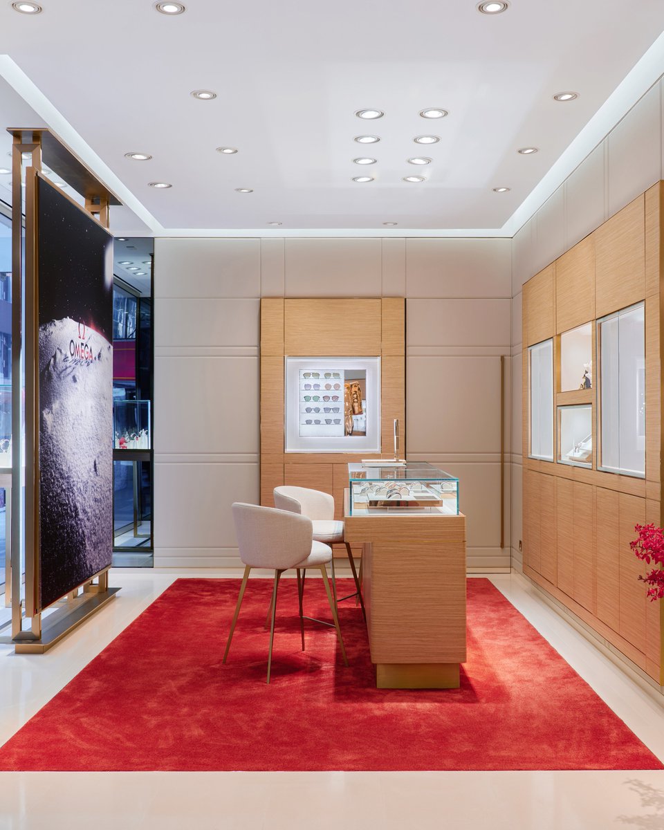 customshowcase's tweet image. A Dialogue Between Time and Space: The Art of Watch Showcase
Official Website: degreefurniture.com
Email: sales@degreefurniture.com
WhatsApp: +86 13922429233
#WatchShowcases
#WatchStoreDesign
#WatchRetailDesignSolutions
#HighEndWatchShowcases
#DGDisplayShowcase