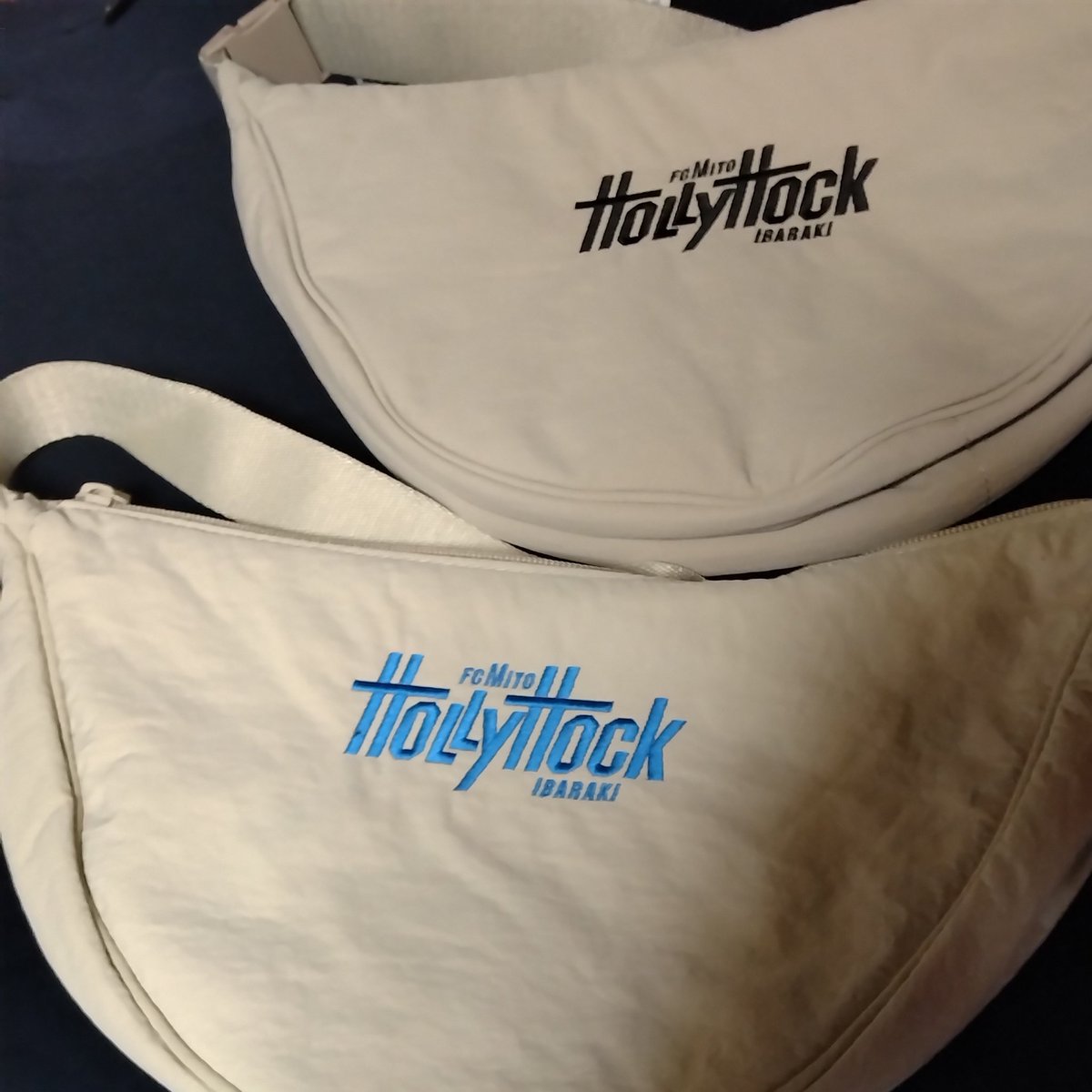 シンプルにロゴだけを
刺繍の色の参考にどうぞー
#Jリーグユニクロ刺繍部
#水戸ホーリーホック