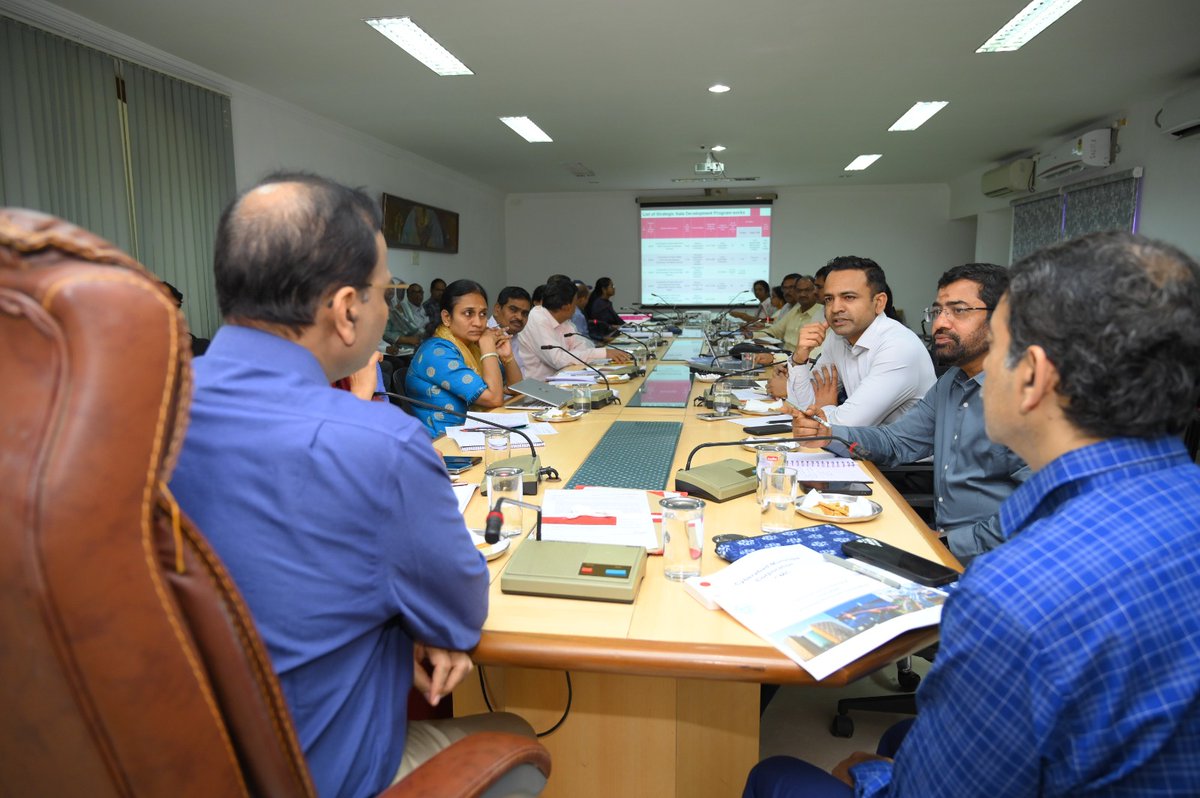 🏛️ First Standing Committee Meeting Convened!!!

The first Standing Committee Meeting of the Cyberabad Municipal Corporation was held today.

The meeting was attended by Sri K. Ramakrishna Rao, IAS, Hon’ble Chief Secretary to Government;
Sri Jayesh Ranjan, IAS, Special Chief