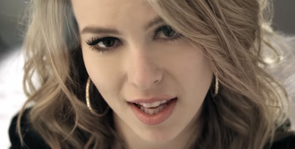 Pop Crave tweet media