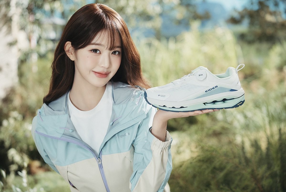 [#럭키비키🍀🐝] 

아이더 👞 

#장원영 #원영 #JANGWONYOUNG #WONYOUNG #ウォニョン 
#아이브 #IVE #アイヴ