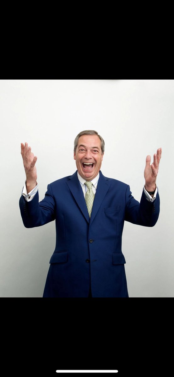 Nigel the man who gives hope to the working classes

While striking fear deep into the hearts of rich white green haired liberals everywhere! “viva Nigel”!👏👏