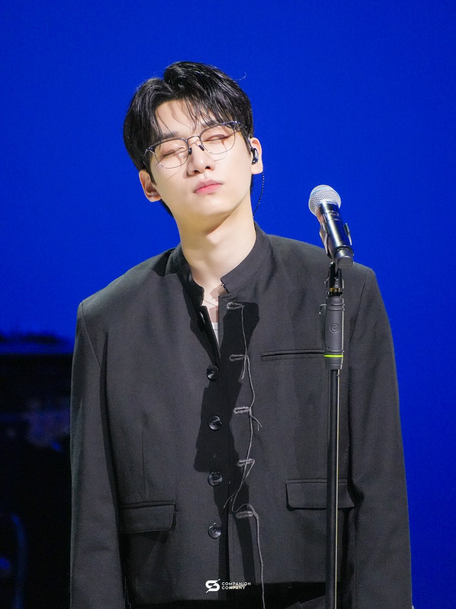 co_companion's tweet photo. [#컴컴직찍]

美남력 美쳤다(P)...♥️💙

#혁 #한상혁 #HYUK #HANSANGHYUK
#잇츠라이브 https://t.co/ymA18tII0p