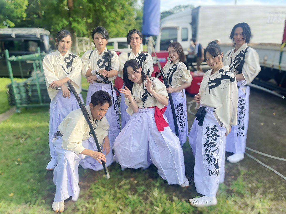 【フォロワー2,000人突破🙌✨】

いつも偉伝或〜IDEAL〜を応援してくださり、ありがとうございます。

おかげさまでフォロワー様が2,000人を突破いたしました‼️

これからも一つ一つのパフォーマンスや作品を大切に、心を込めて創ってまいります。

今後ともどうぞよろしくお願いいたします⚔️

#偉伝或