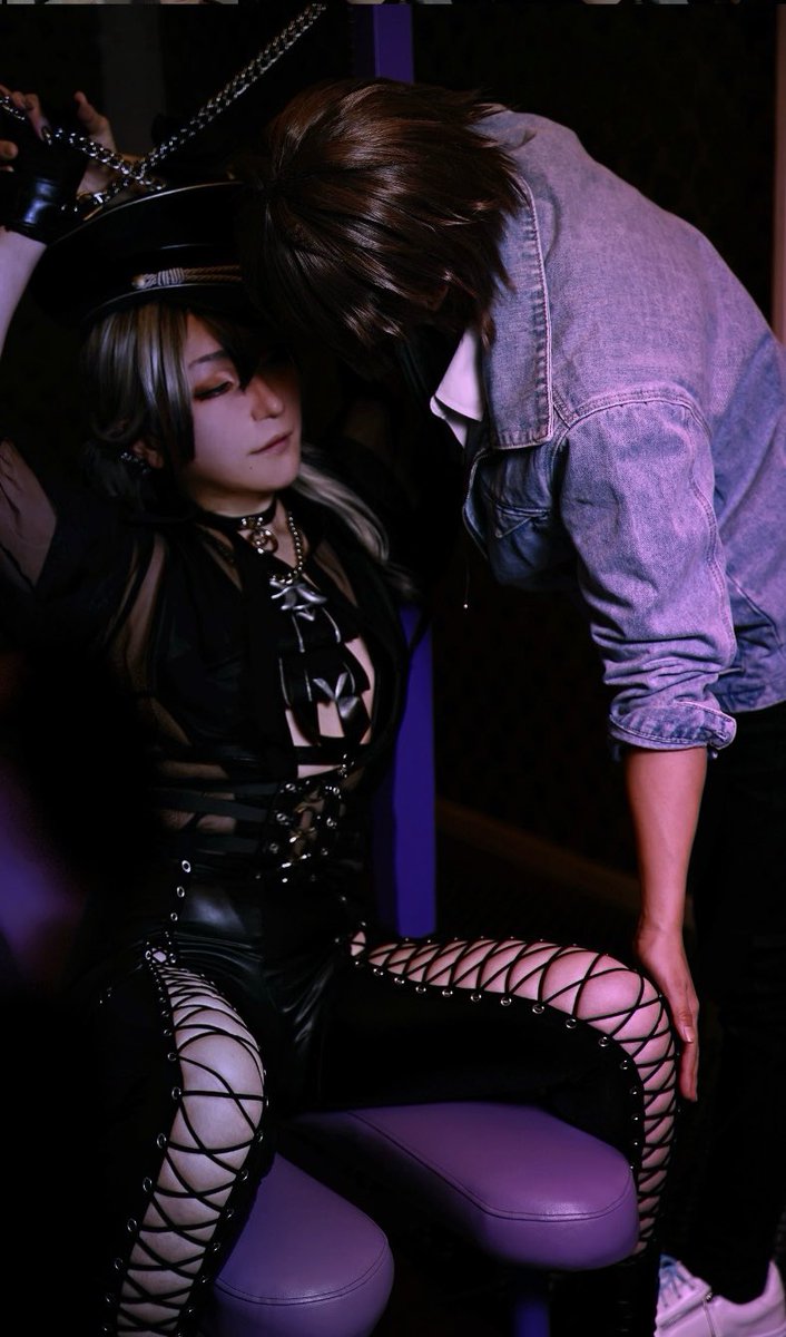 腕の緊縛つけてくれてくれてる大魔法使いさんがとっってもえっっっっちだった
手カッコ良すぎる…
