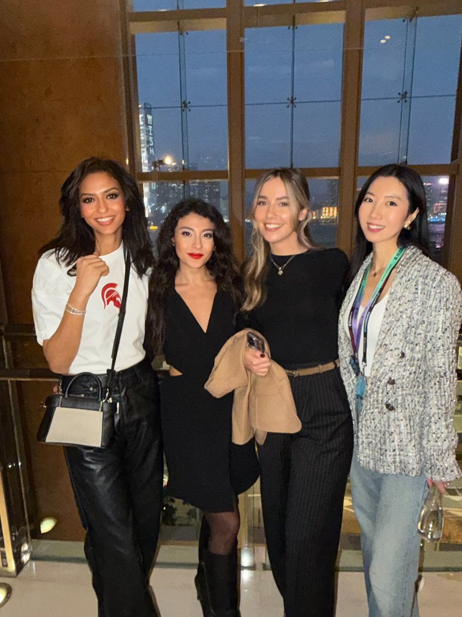 HashHadir's tweet image. Best girls in Web3 ⚠️