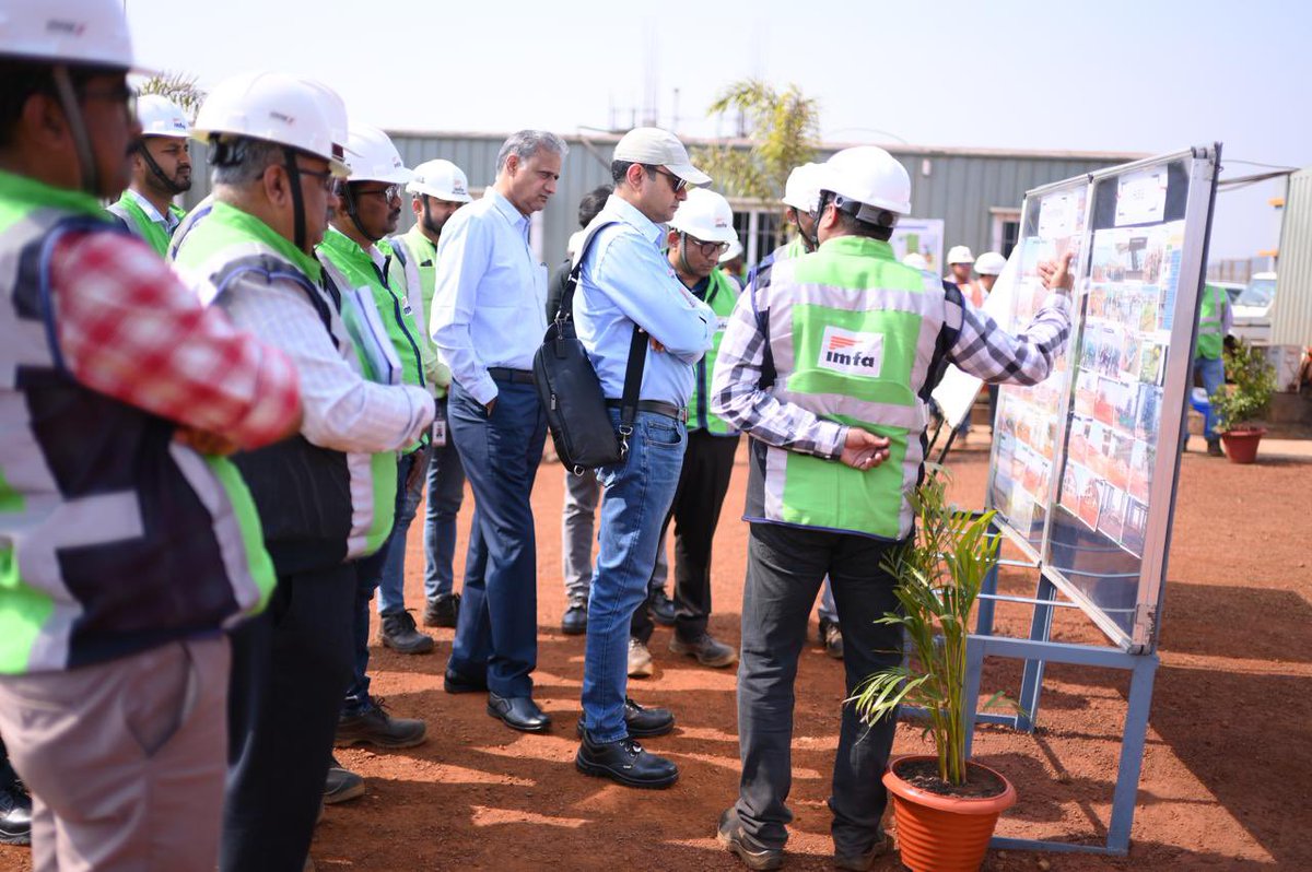 subhrakantpanda's tweet photo. Happy to see the progress of the project and, more importantly, the focus on safety and housekeeping. The team is highly motivated and giving it their all! @IMFALtd
#FerroChrome #GreenfieldProject #Expansion #Safety https://t.co/ZS2AF4qQRe