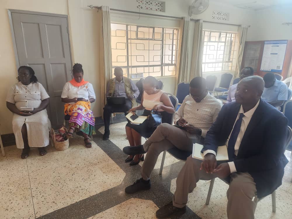 UNFPAUganda's tweet image. In Mukono on joint field visit with @FCDOGovUK, @MinofHealthUG, and partners—@PSIUganda, @MarieStopesUg, @DKT - under the #EMPOWER Private Sector Project, driving collaboration to expand access, improve quality and deliver sustainable private sector–led health solutions.