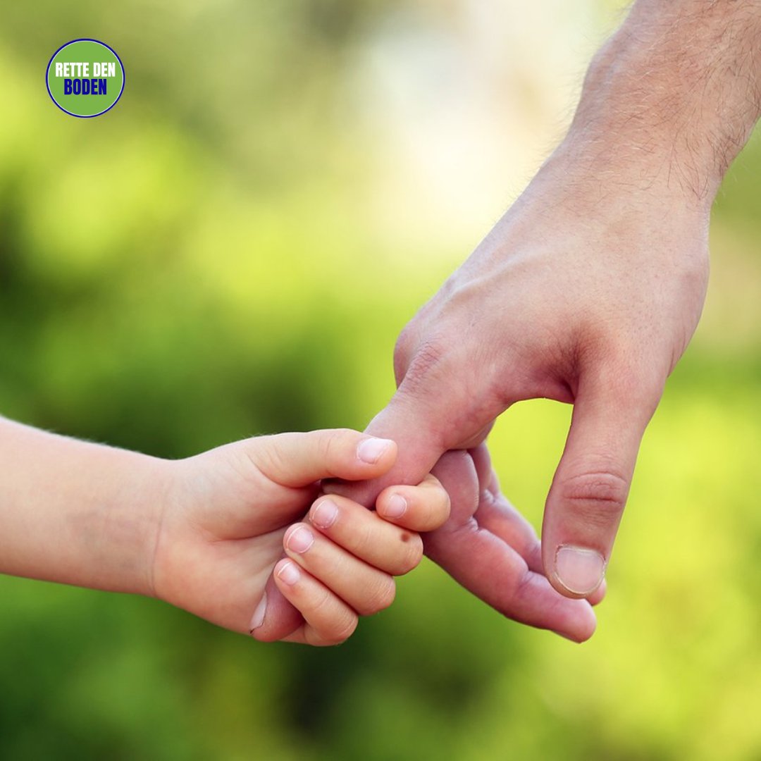 AndreaStahmer's tweet photo. Es ist ernst für zukünftige Generationen. Selbst für uns. 🙏
 #Klimawandel #Zukunft #SoilMission https://t.co/kgw6EzzREE