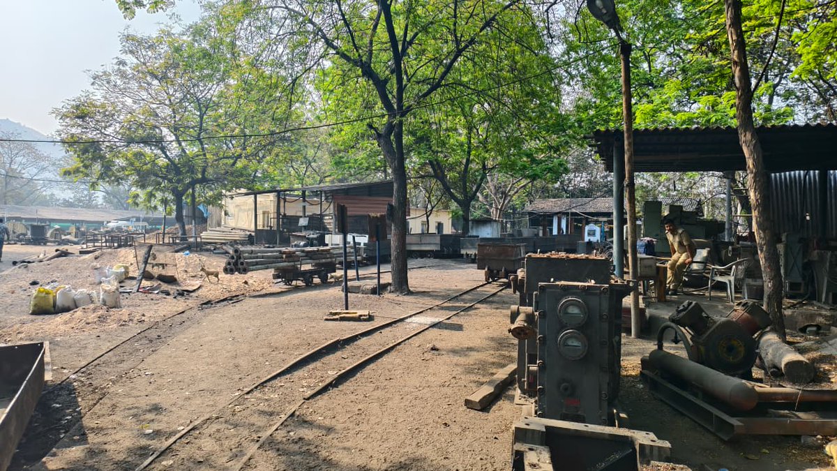 kiran_patniak's tweet image. Total #GeneralStrike in the Coal Sector
Photos from Korba, Chhattisgarh  and Singareni Coal Mines in Telangana
#12thfebgeneralstrike
@cpimspeak 

#BanEVM_SaveIndia