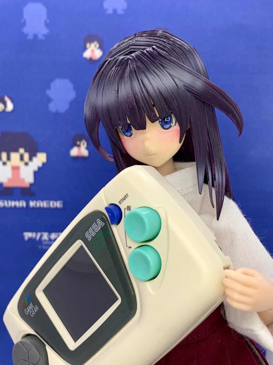 えーっと、、、楓さん？ 8bitはいいけどゲームギアミクロは1/6サイズに