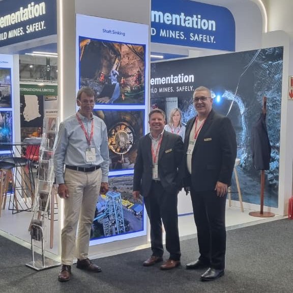 Mining_Online's tweet image. #AfricanMining engaged with @Cementation_Afr team at the @MiningIndaba 2026.

Make sure to visit Cementation at Stand 1N10.

#AfricanMining #Cementation #MI26