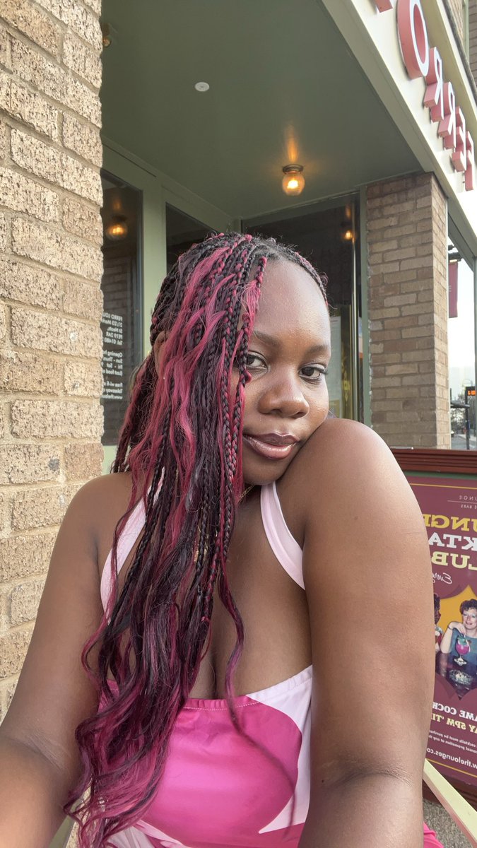 jasm1ne_ishola's tweet image. grateful to see another year 🎂