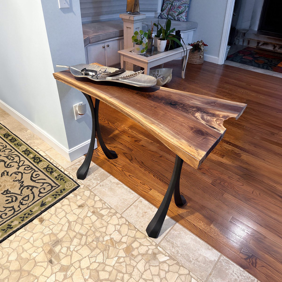 Flowyline_'s tweet image. Let Flowyline carry the weight of your statement pieces.

Shoutout to @pickerl_wood, jimg, Jesse Cantu, and Michael Boylan for these incredible tables.

#flowylinedesign #woodworking #customfurniture #tablelegs #handcrafted #moderntable #furnituredesign #metallegs #craftsmanship