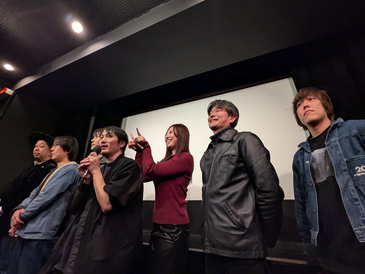 『星屑をさがす男』
出来たてホヤホヤの作品
この特集に向けて作られた作品
そして辻村監督が演者として登場してる作品
辻村さんの運転してる横顔が印象的に残ってます
星能さんのアウトローな役は
初めて観るかも？
これからブラッシュアップされる
と言う事でそちらも楽しみ♪