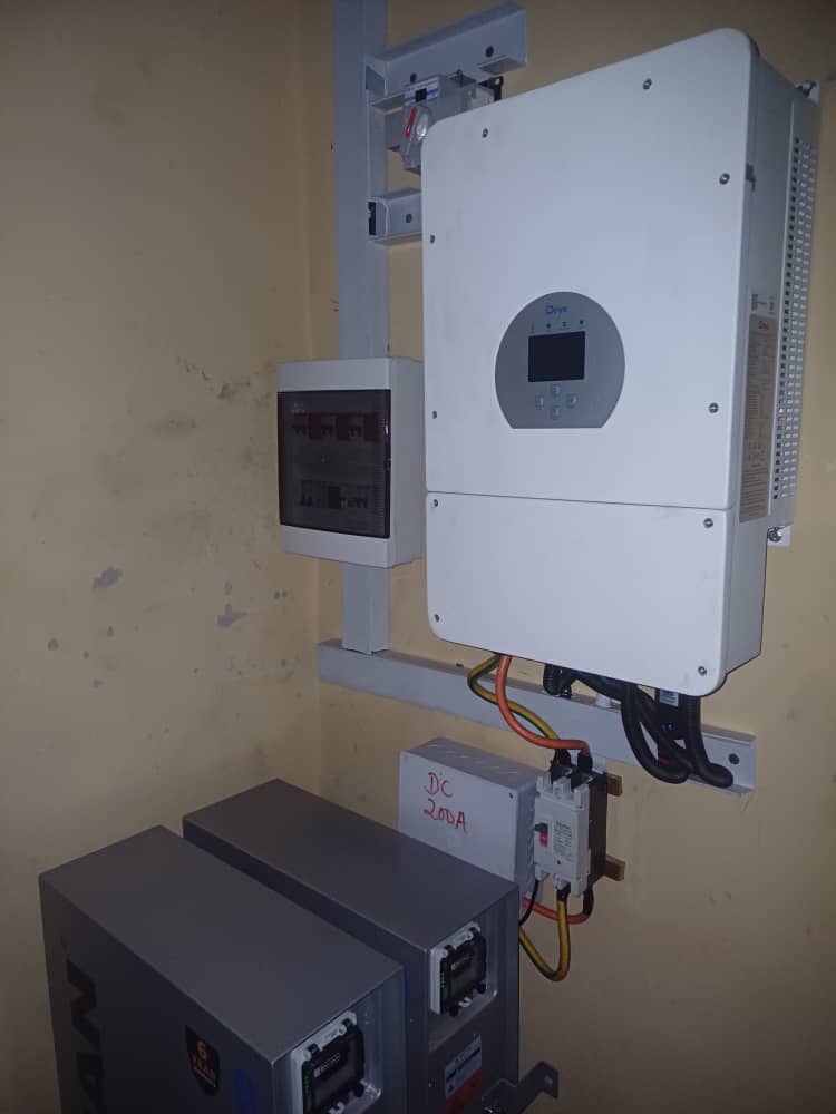 Hightension247's tweet photo. 30Kwh/12Kw, Powering 6 Freezers, Six Fuel Dispensers, One Water Pump, etc. Working perfectly https://t.co/qCCt6NzGaz