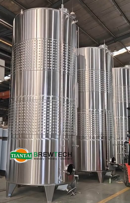 CassieL51886588's tweet image. 10000L Wine Fermentation Tank Finished Production
E: tiantaibrewery@cnbrewery.com
tiantaibeerequipment.com
#wine #winefermenter #fermentationtank
