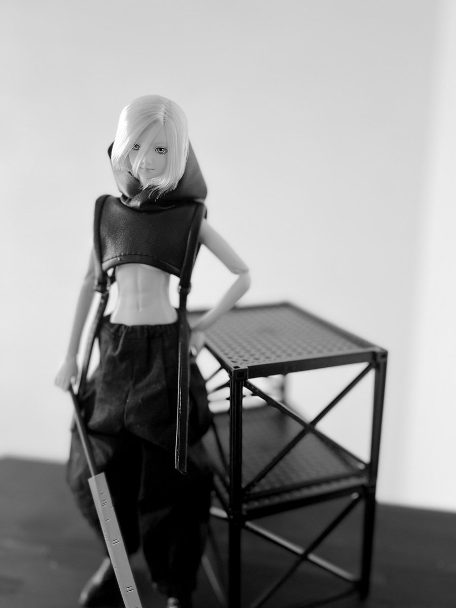 #dollでモノクロにするとかっこいい選手権
