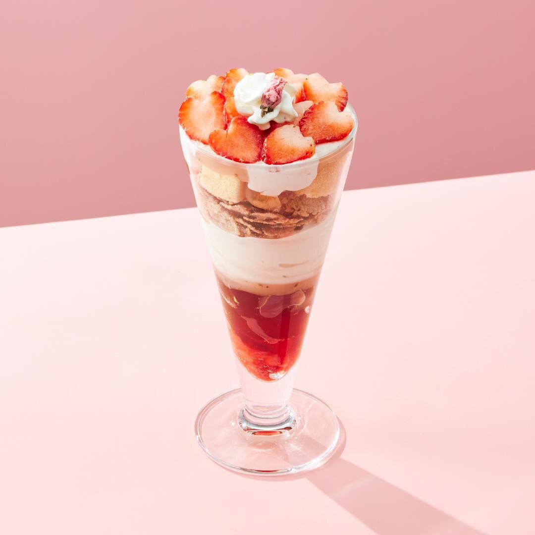 nana's green tea 🌸🍓2026年春「桜」シリーズ ／ 🍓桜の苺ショート