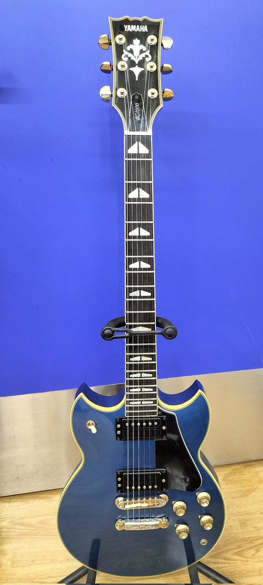 本日、YAMAHA SG1000の460本限定モデルを買取り致しました！メタリック