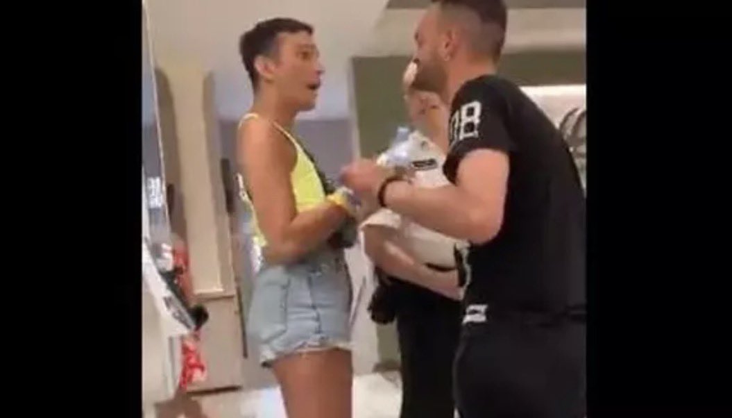 La ¿Justicia? confirma la absolución del hombre que amenazó con “hacer heterosexual a hostias” a un joven en el Orgullo: La Fiscalía anuncia que recurrirá al Supremo por lo irracional del razonamiento de que sólo amenazó a la víctima por su forma de vestir.