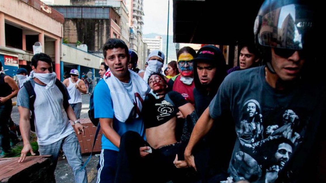 "Mom, I will go fight for Venezuela. If I don't come back, I went with her."

Bassil da Costa wrote that on the morning of February 12, 2014, hours before Rodriguez’s repressive forces assassinated him in downtown Caracas, Venezuela 🇻🇪 

Never forget.