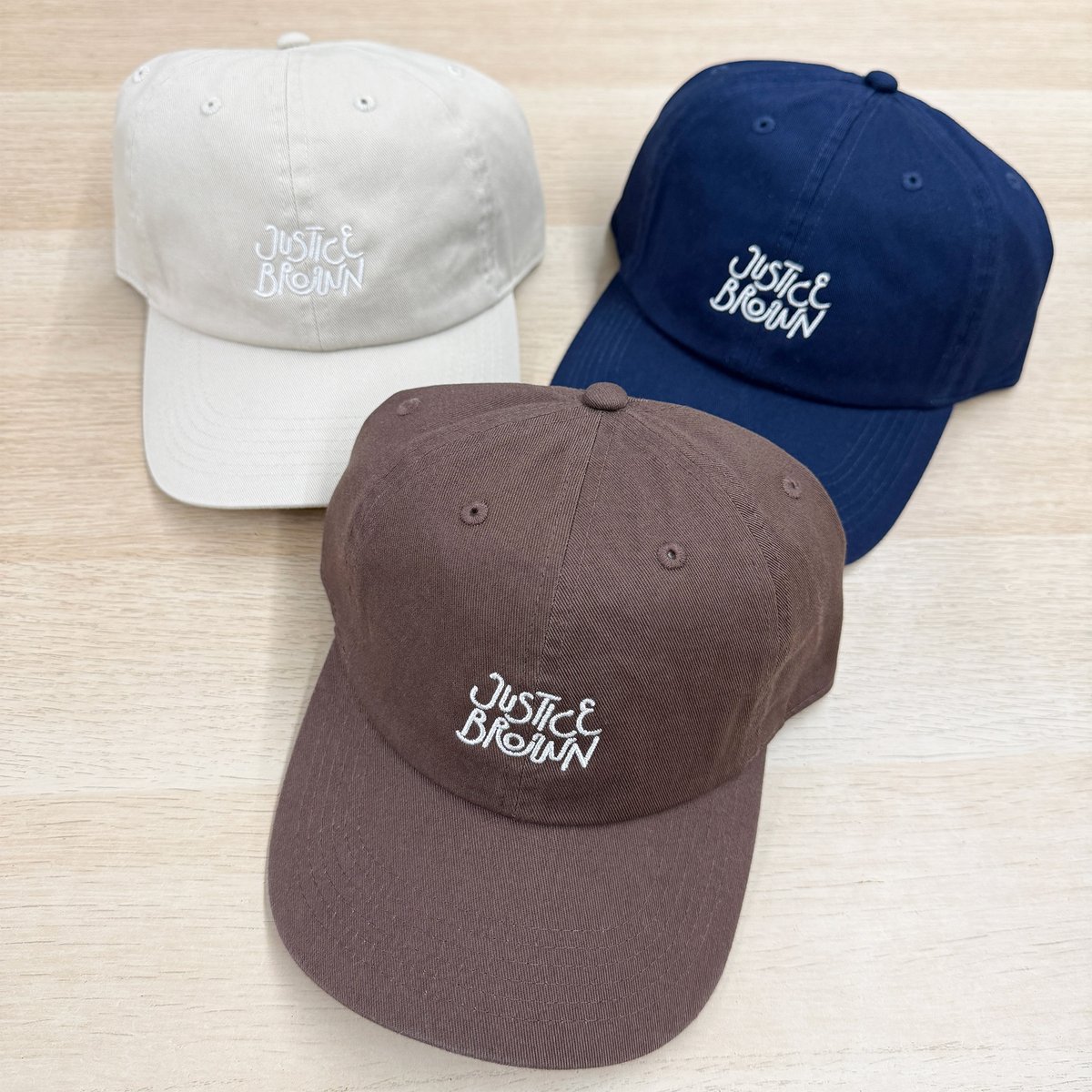 factoryflake's tweet photo. 大阪天満宮のすぐ側にある
スペシャリティーコーヒーとドーナツのお店「JUSTICE BROWN」さんのグッズ製作のお手伝いをさせていただきました。

#factoryflake #刺繍 #オリジナル刺繍 #オリジナルグッズ #南堀江 #cap刺繍 #ドーナツ #大阪カフェ https://t.co/GCi9JkrLr2