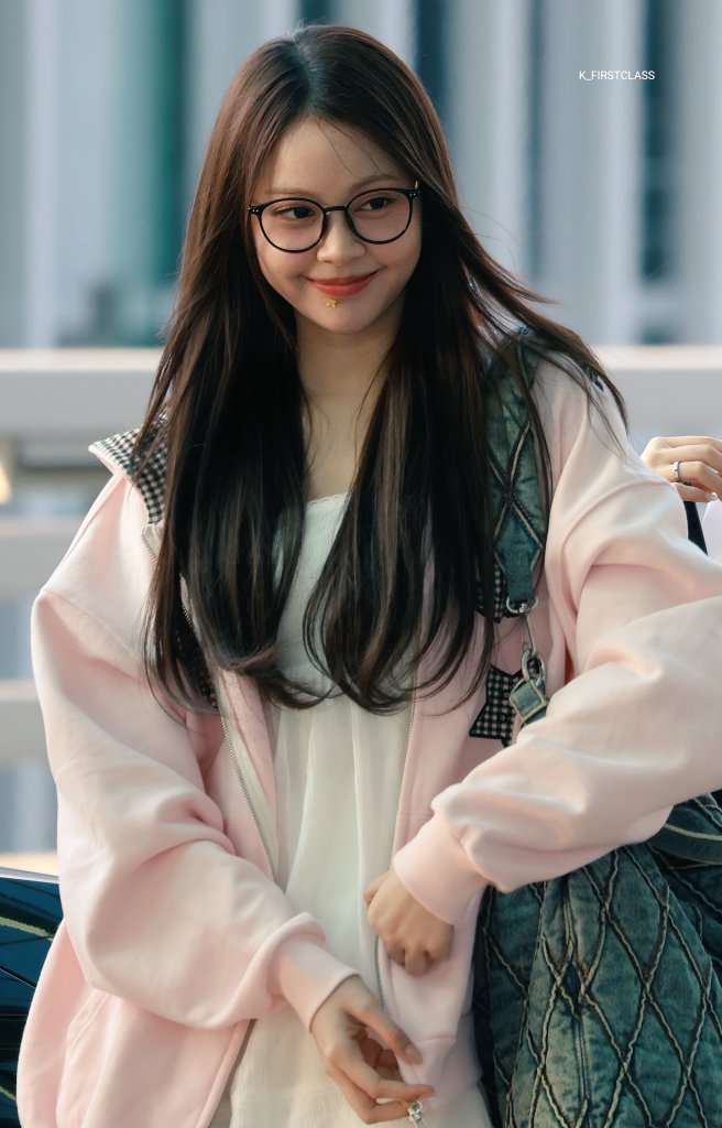KoreanFirstClass tweet media