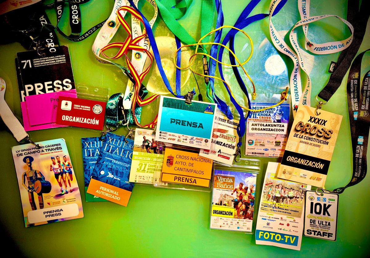 asociacionADOC's tweet photo. Acabada la temporada no queda más que felicitar a quienes hacen posible: los organizadores @crosszornotza @aytoquintanar @arandactiva1 @CAPAlcobendas @amurriokokrosa @fetacyl @croscantimpalos #alcala @vdebanoscross @CrossdeSoria #italica #santurtzi @DiputacionCC @GimnasticaUlia https://t.co/RLpgCpirjC