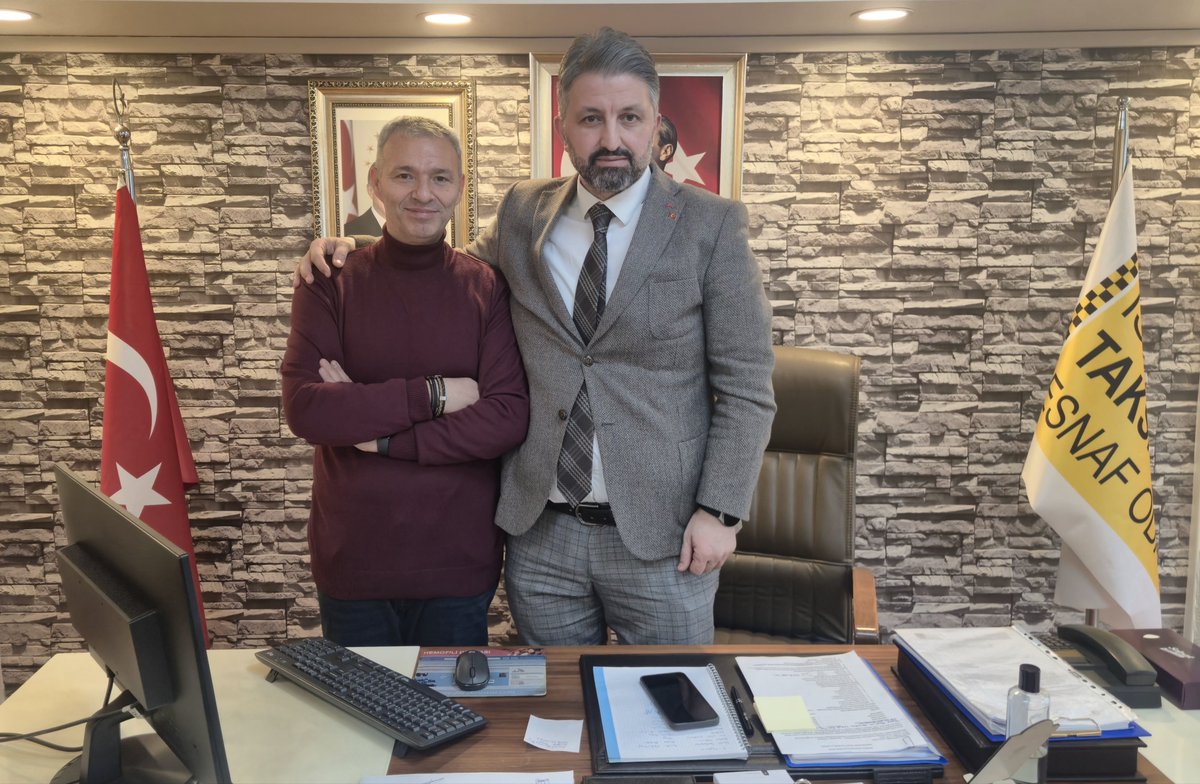 2024 Mart ayında başlamış olduğum İstanbul Taksiciler Esnaf Odası (İTEO) Dijital Medya Birimi görevim boyunca birlikte çalıştığım; Eyup Aksu beyefendiye, yönetim kurulu üyelerine ve mesai arkadaşlarıma bundan sonraki hayatlarında sağlık ve esenlikler diliyorum

2026 İTEO Olağan