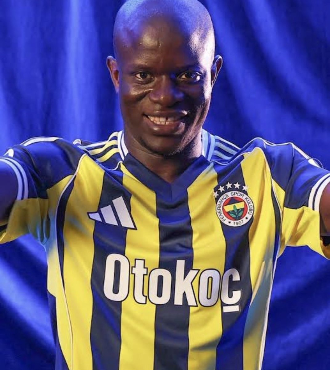 🟡🔵Sosyal medyada güçlü olmak zorundayız.

🟡🔵Tüm Fenerbahçelileri takipleşmeye davet ediyorum.

🟡🔵Yorumlara sarı lacivert kalp atın herkes yorumlarda birbirini takip etsın.

🟡🔵Takiplere ben de dönüş sağlıyorum.

🟡EN BÜYÜK FENER🔵