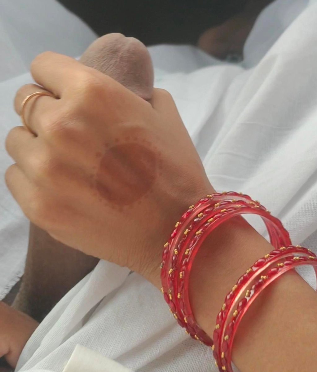 When your husband is small and boring, but the neighbor’s cock is thick, veiny and dripping… what’s a naughty wife supposed to do? 😄