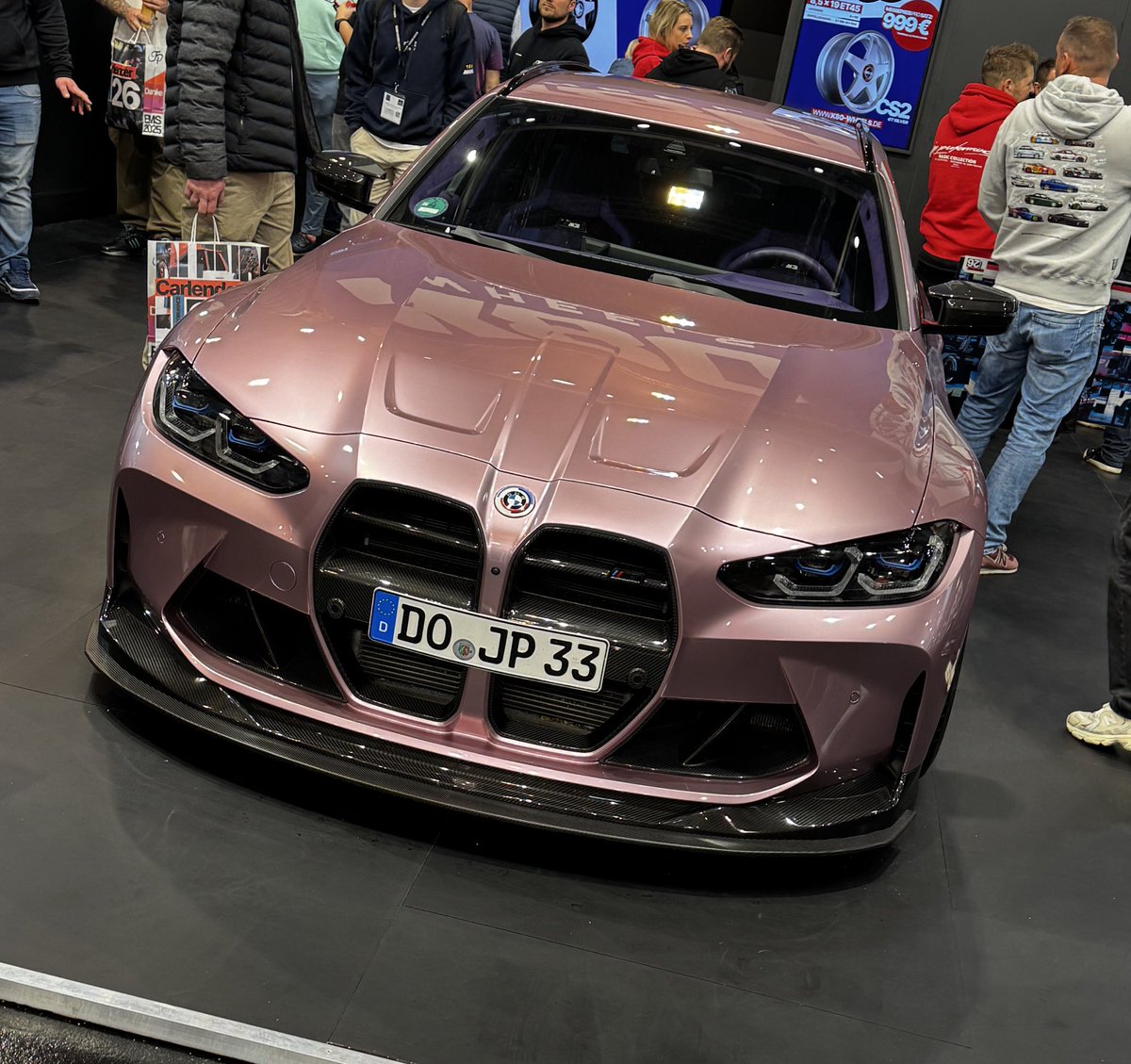 Da die EMS meinem Partner &amp;‘ mir im letzten Jahr so viel Spaß gemacht hat, werden wir dieses Jahr wieder dort hin gehen. 🫶🏼

Wir haben ca. 500€ den Tag dort liegen lassen &amp;‘ unzählige schwere Tüten den ganzen Tag tragen müssen, dass wollen wir dieses Jahr natürlich umgehen,