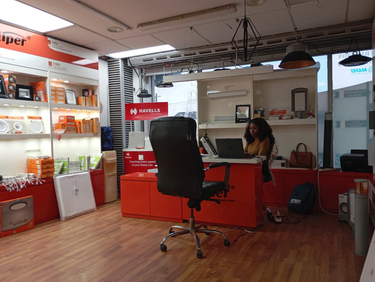 Ezeeforareason's tweet image. Morning Liper
 #floodlight #recessedlighting #downlights 
#liperlighting