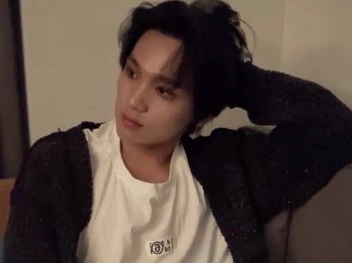 👶🏻: Dyy, ayo te sini!
🐯: Sebentar ya, bi
🐯: Dyy lg cuci piring dulu~
👶🏻: Talo udah tesini yaa
👶🏻: Dyy halus peliksa jali
🐯: Periksa jari?
👶🏻: Mmm~
👶🏻: Talo jalinya tebesalan—
👶🏻: belalti dyy tebanyakan nen.
🐯:
👶🏻: Papa bilang itu nda badus!
👶🏻: Halus libul dulu nen nya.
🐯🐻: