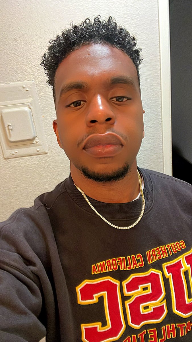iDanceBZ's tweet photo. Ion never post in here 💯🤣 https://t.co/deX8KKqlIV