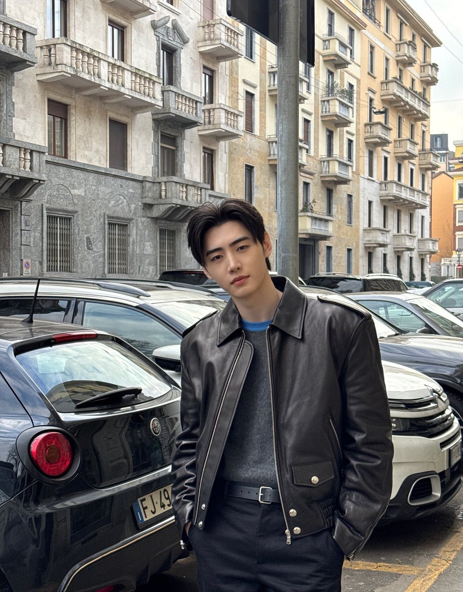 LiLi021208's tweet photo. 260212 엔하이픈 인스타그램
#성훈 #SUNGHOON  

In Milano (1/4) https://t.co/vwNmNgeMHA