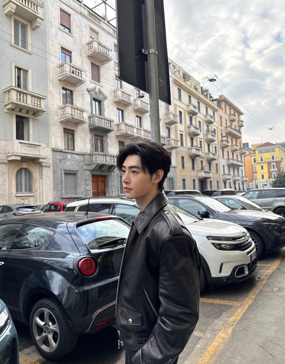 LiLi021208's tweet photo. 260212 엔하이픈 인스타그램
#성훈 #SUNGHOON  

In Milano (1/4) https://t.co/vwNmNgeMHA