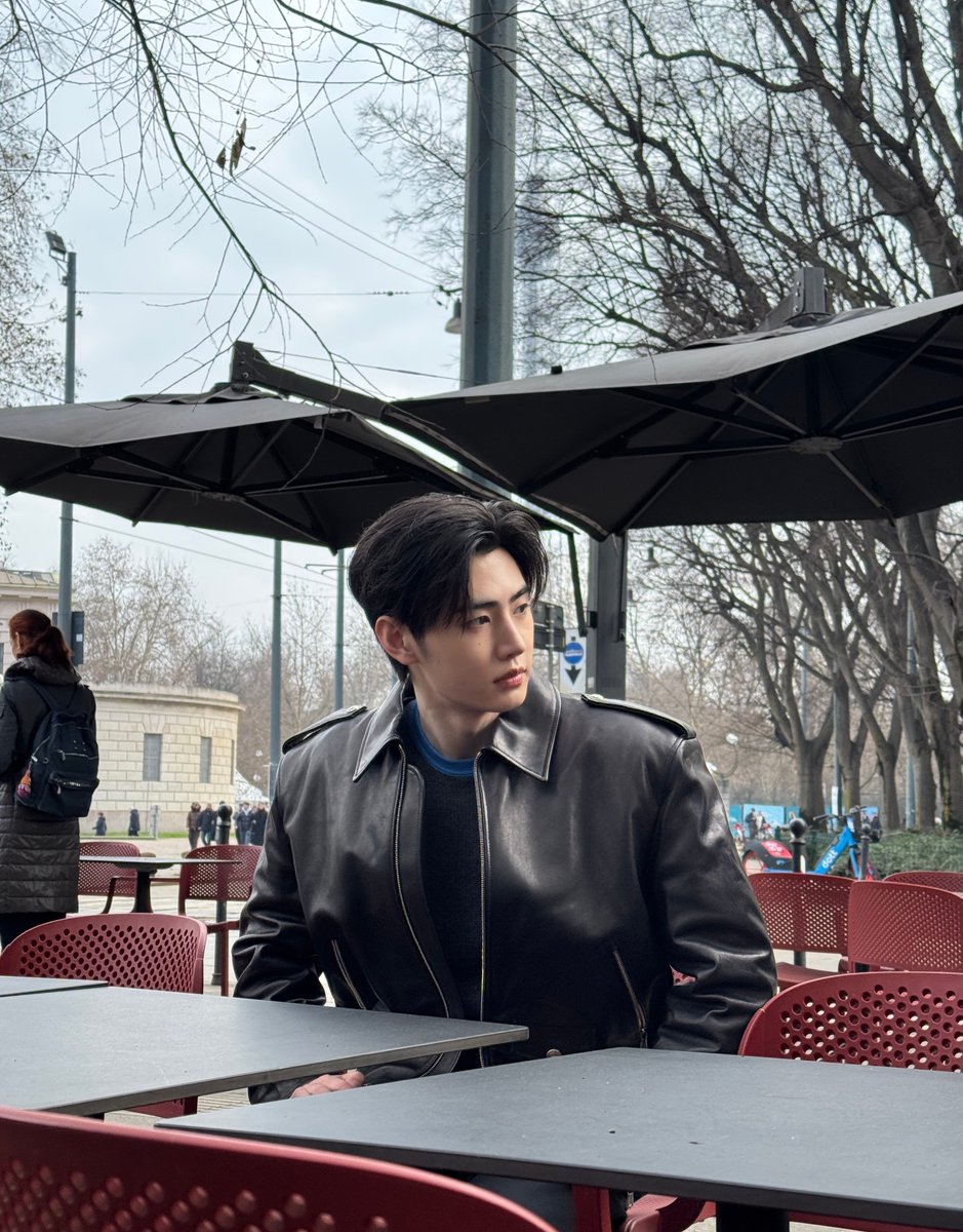 𝐉𝐫. Arion tweet media