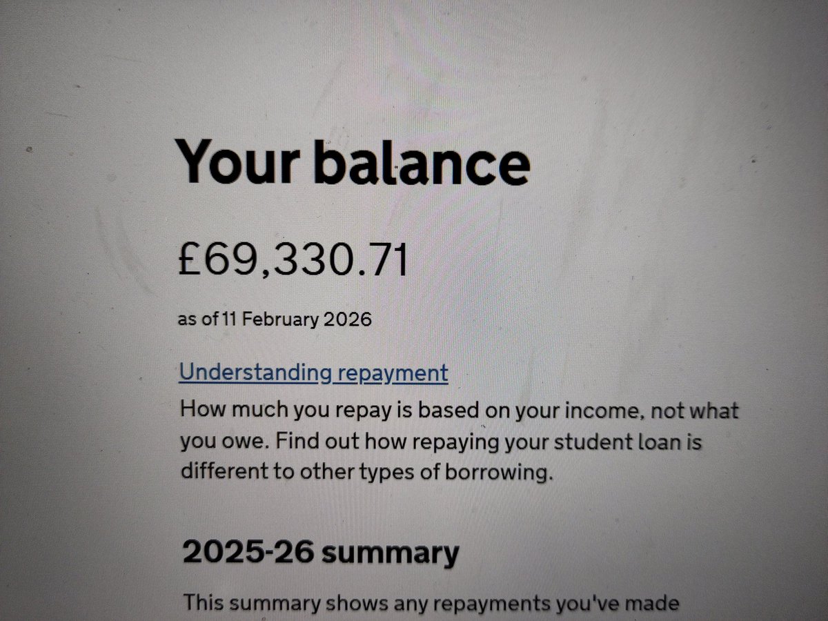 Darragh Lenisad tweet media