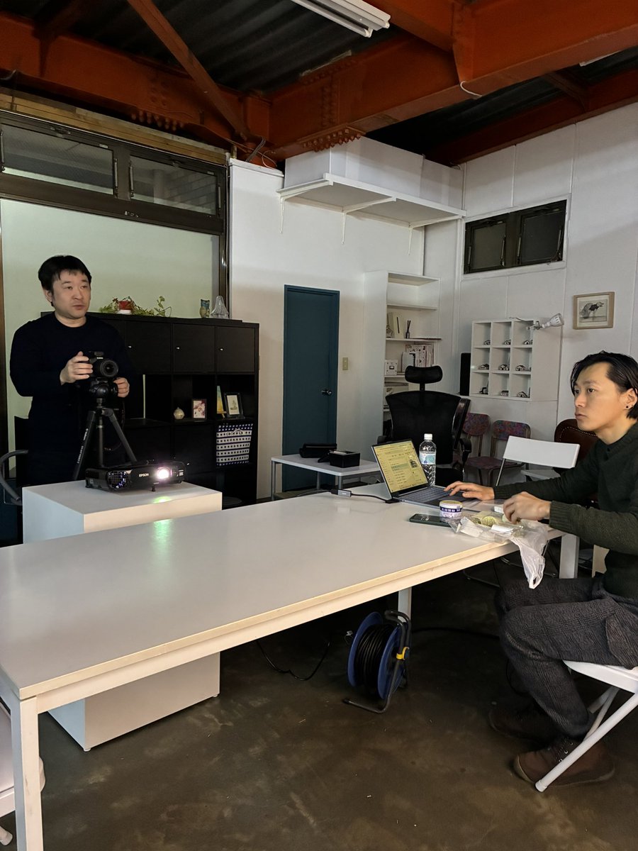 今夜は久々映像撮る回。
鮫島君と干支食べる会！
c_depot