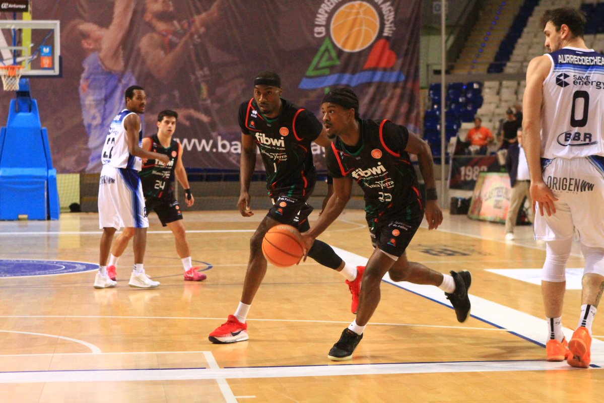 Horabaixa d'esport de les que fan afició💙
Gran partit del @soncladerattc 🏓 als quarts de final de l'Europe Women's👏 Orgull de jugadores! Toca remontar a la tornada....i hi creim💪
Partidàs lluitat del @fibwimallorcabasquetpalma davant @bfuenlabrada. Malgrat la derrota, actitud