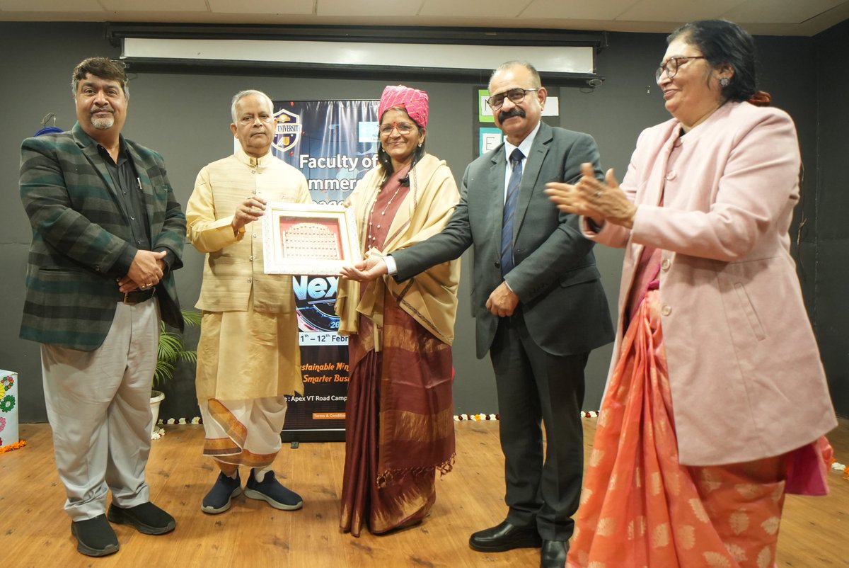 Apex University tweet media